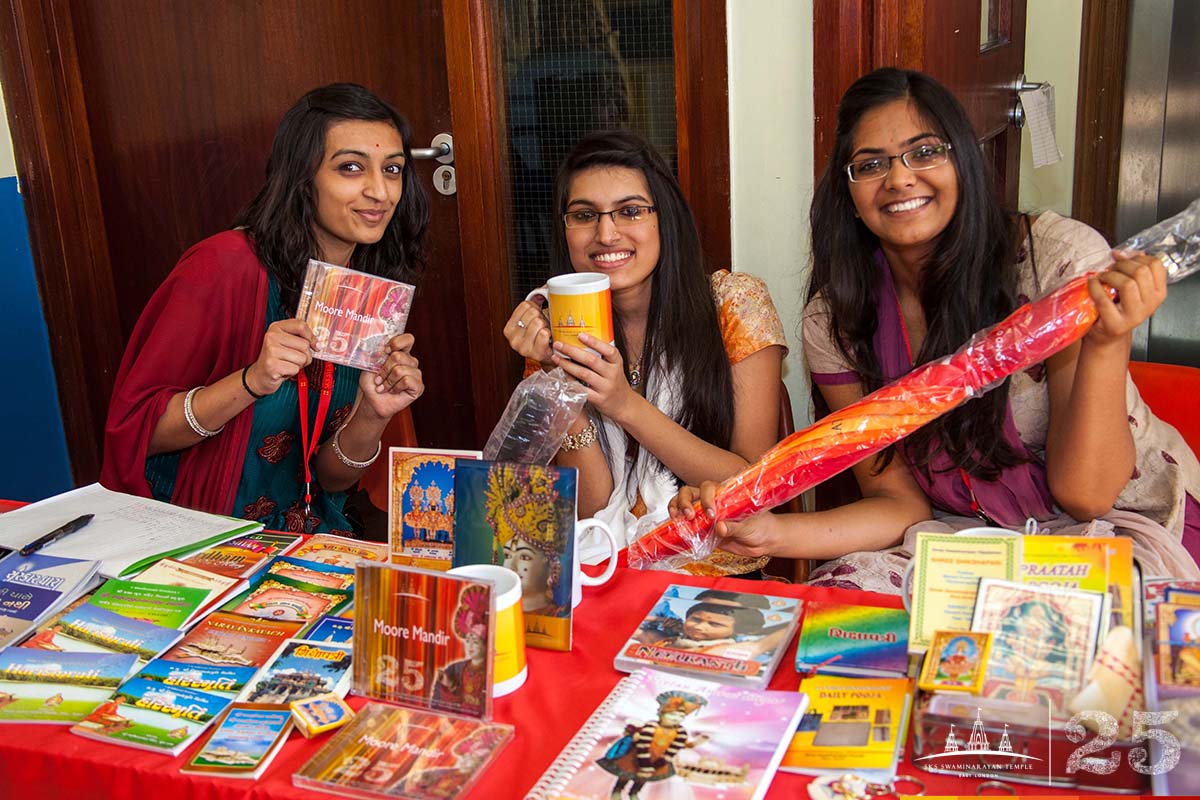 ©1987-2017 SKS Swaminarayan Temple East London
